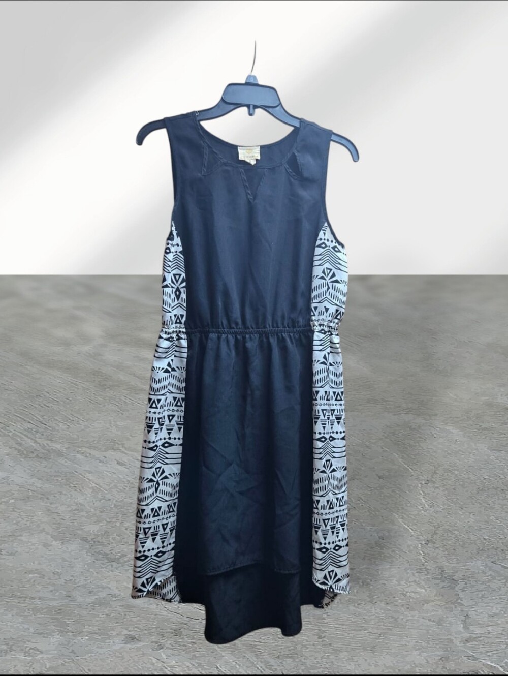 Small High-Low Dress Black Tribal Print Sleeveless Boho Style
